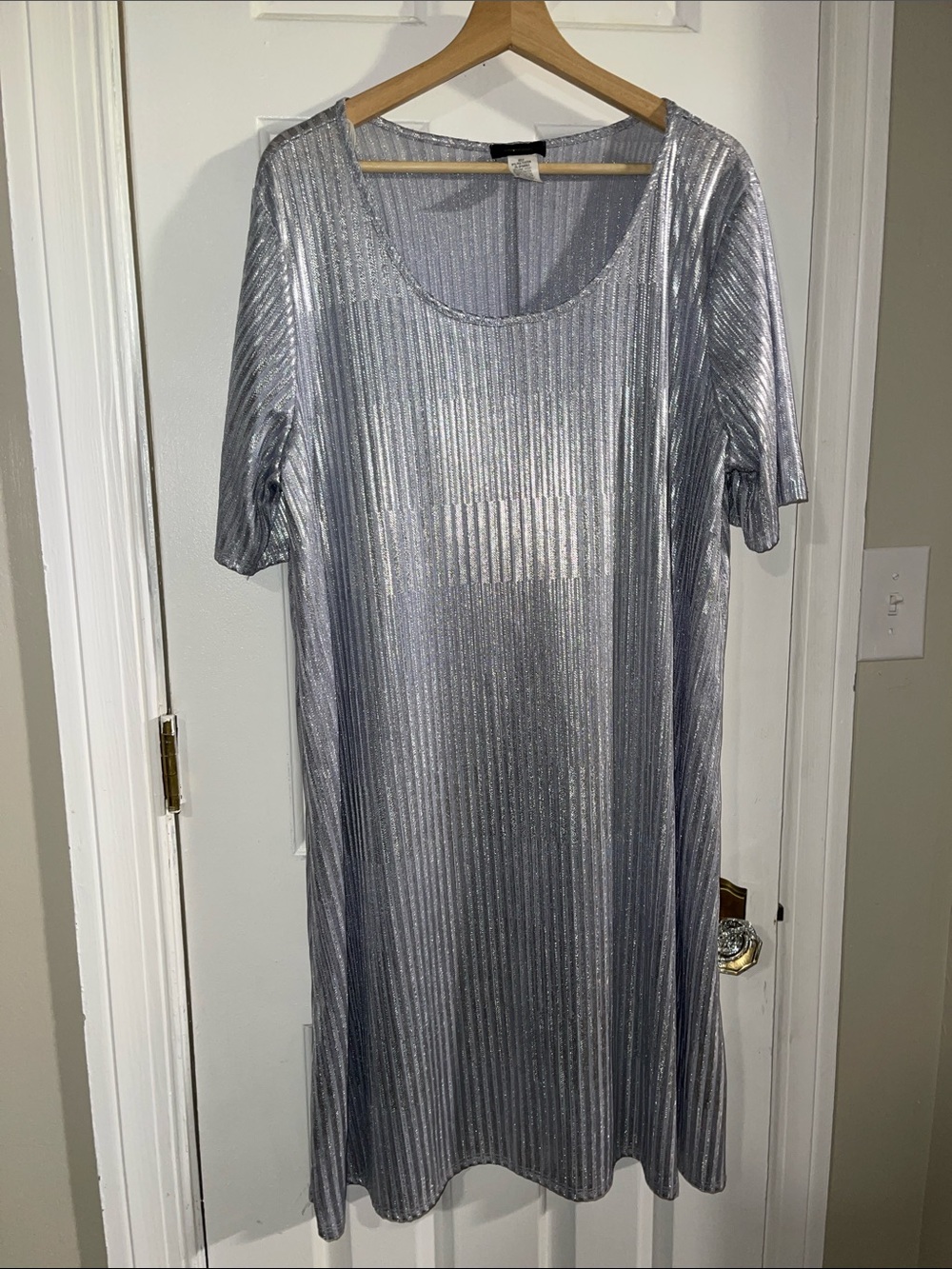 Espresso Metallic Silver Ribbed Midi Tee Dress